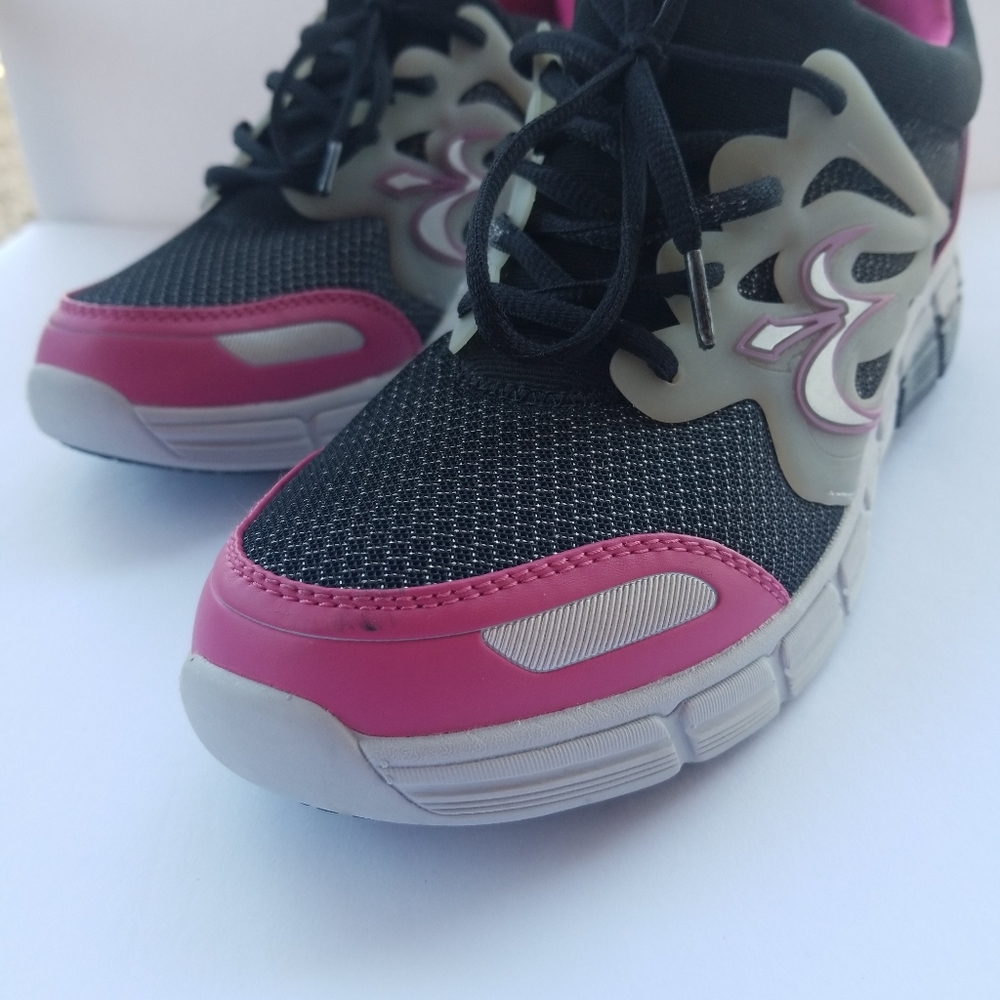 Gdefy Galaxy 2 - Women - Size 10